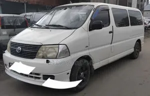 Toyota HiAce 2008 White