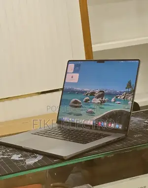 New Laptop Apple MacBook Pro 2021 M1 32GB Apple M1 Pro SSD 512GB