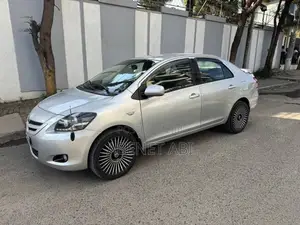 Toyota Yaris Sedan Automatic 2007 Silver