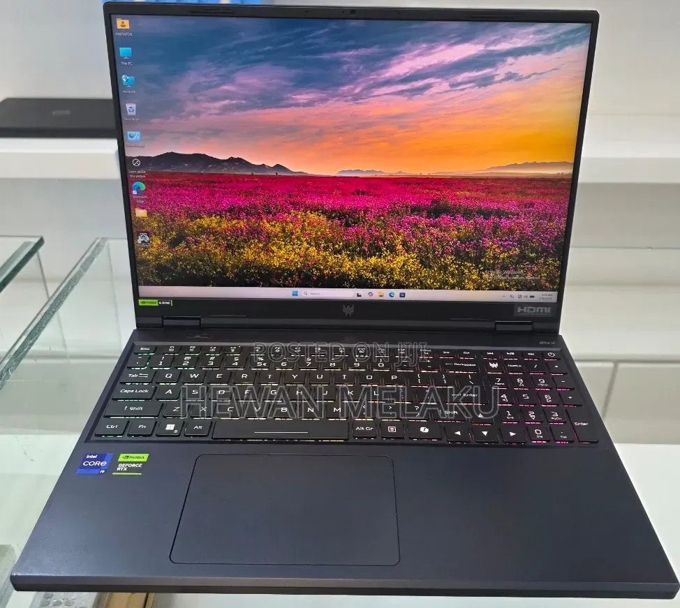 New Laptop Acer Predator Helios 300 16GB Intel Core i9 SSD 1T