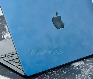 Laptop Apple MacBook Air 2022 M2 16GB Apple M2 SSD 512GB