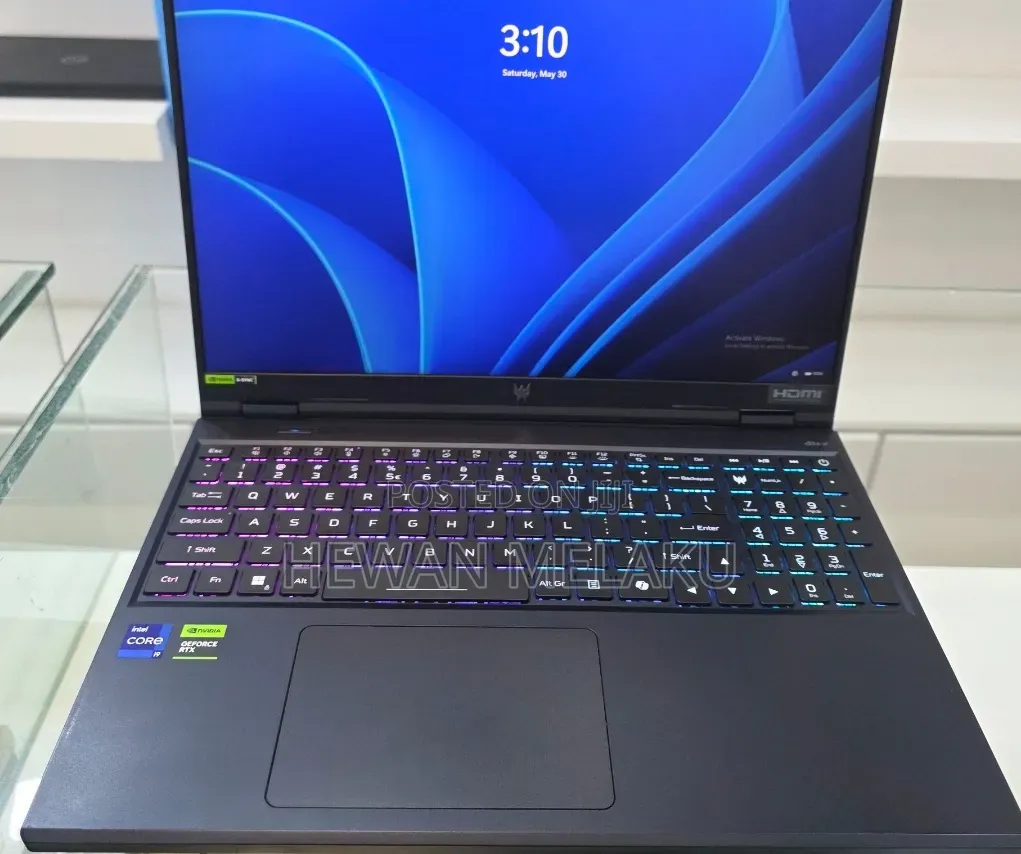 New Laptop Acer Predator Helios 300 16GB Intel Core i9 SSD 1T