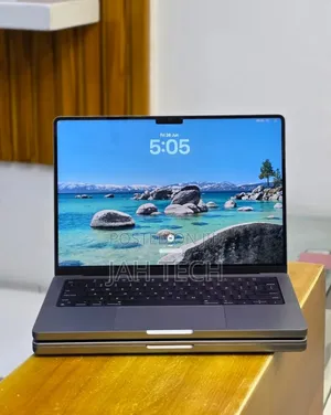 New Laptop Apple MacBook Pro 2021 M1 32GB Apple M1 Pro SSD 512GB