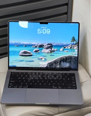 New Laptop Apple MacBook Pro 2021 M1 32GB Apple M1 Pro SSD 512GB
