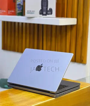 New Laptop Apple MacBook Pro 2021 M1 32GB Apple M1 Pro SSD 512GB