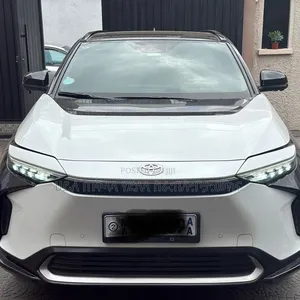 Toyota bZ4X 2023 Ivory