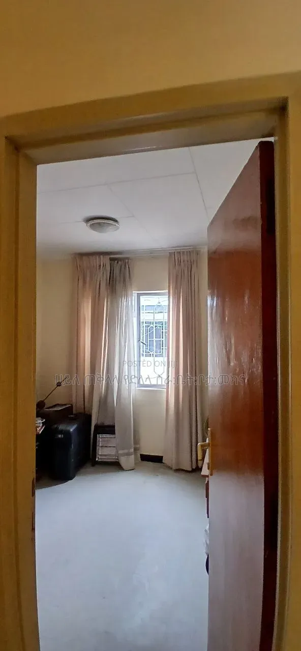 Furnished 5bdrm Villa in Ayat Zone Compound, Yeka for sale