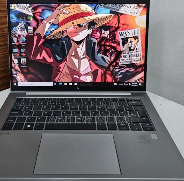 New Laptop HP ZBook Firefly 16 G10 16GB Intel Core i7 SSD 512GB