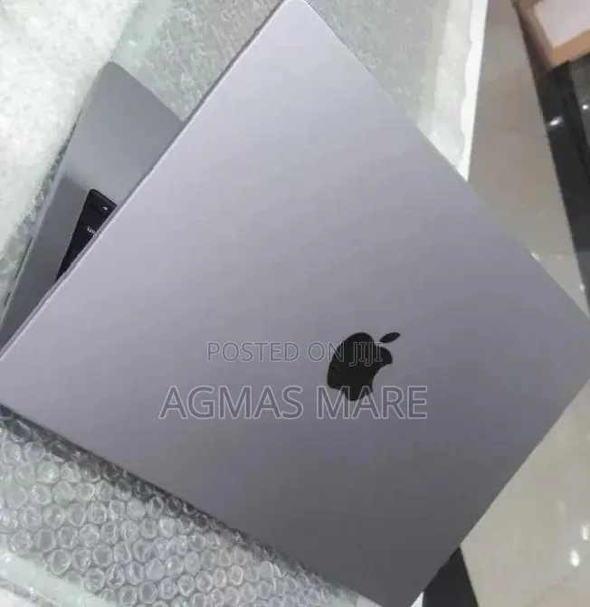 New Laptop Apple MacBook Pro 2021 M1 32GB Apple M1 SSD 512GB