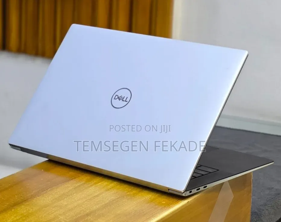 New Laptop Dell XPS 15 16GB Intel Core i7 SSD 512GB