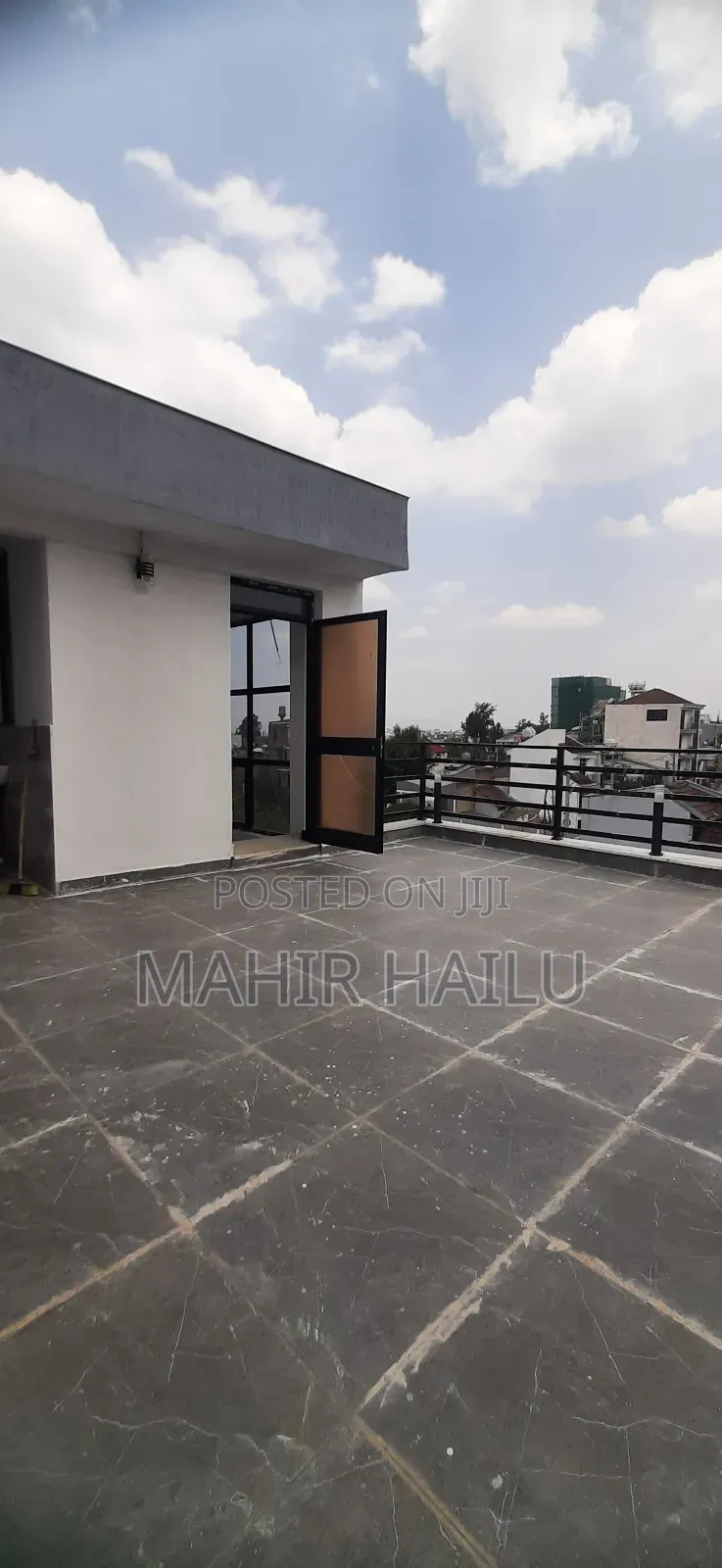 7bdrm House in Real, Bole for rent