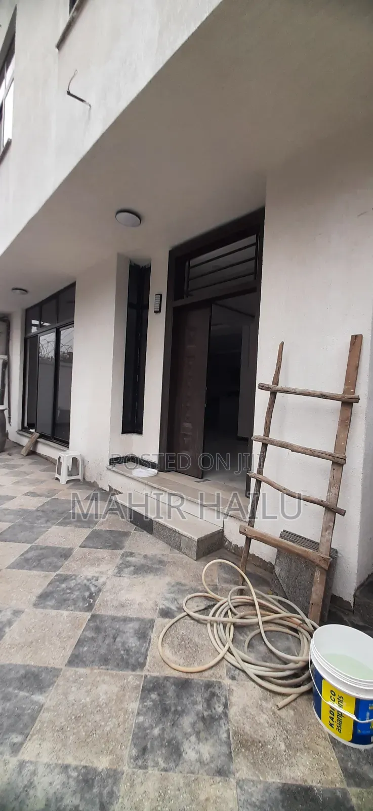 7bdrm House in Real, Bole for rent