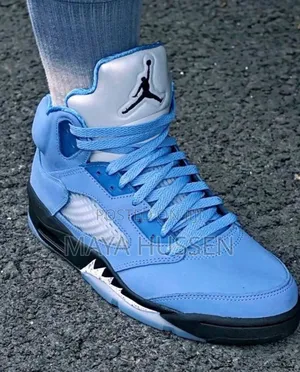 Air Jordan 5 Retro "University Blue" (Unc) — Brand New!