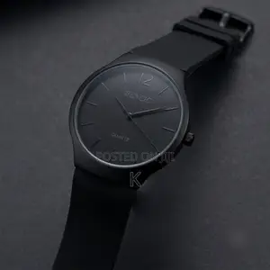 Benchi Circle Rubber Strap Quartz Watch