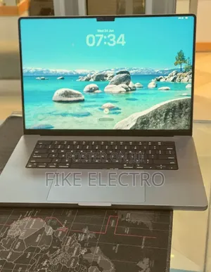 New Laptop Apple MacBook Pro 2021 M1 32GB Apple M1 Pro SSD 512GB