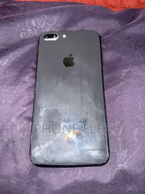 Apple iPhone 8 Plus 64 GB Black