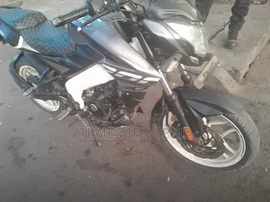 New Bajaj Pulsar NS 200 2021 Black
