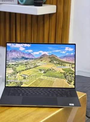 New Laptop Dell XPS 15 16GB Intel Core i7 SSD 512GB