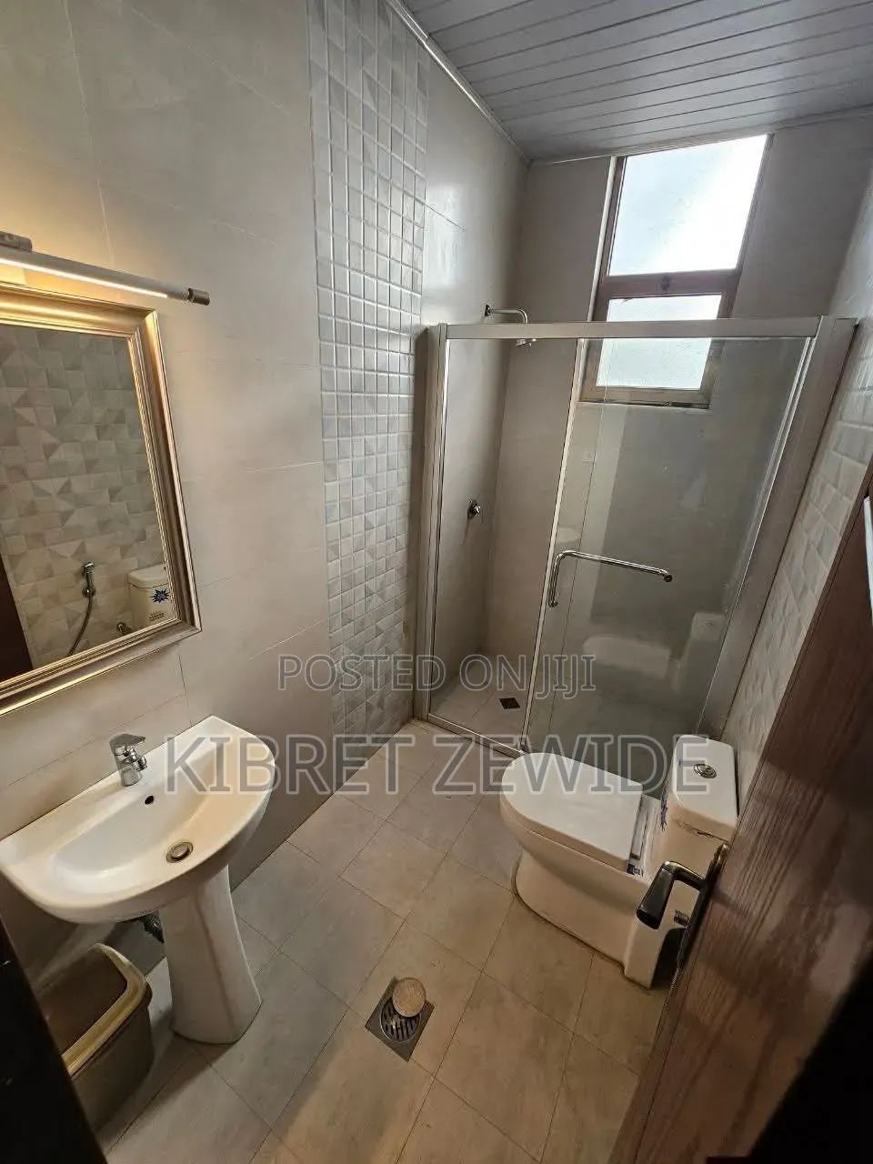 Furnished 1bdrm Condo in Kibert Zewdie, Yeka for sale