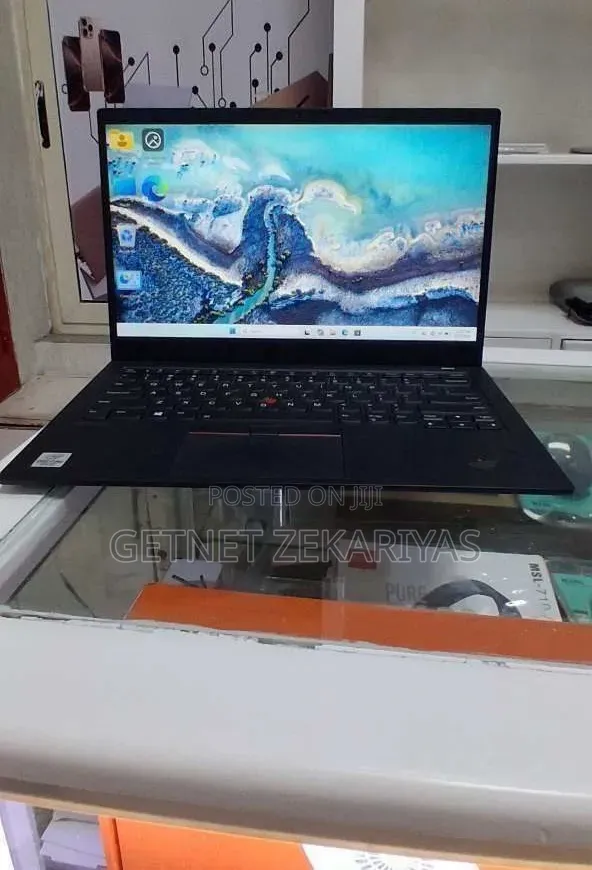 New Laptop Lenovo ThinkPad X1 Carbon 16GB Intel Core i7 SSD 512GB