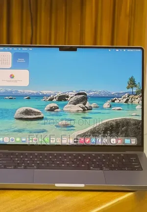 New Laptop Apple MacBook Pro 2021 M1 16GB Apple M1 Pro SSD 1T