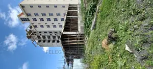 የሚሸጥ መሰረት ለG+8የወጣ