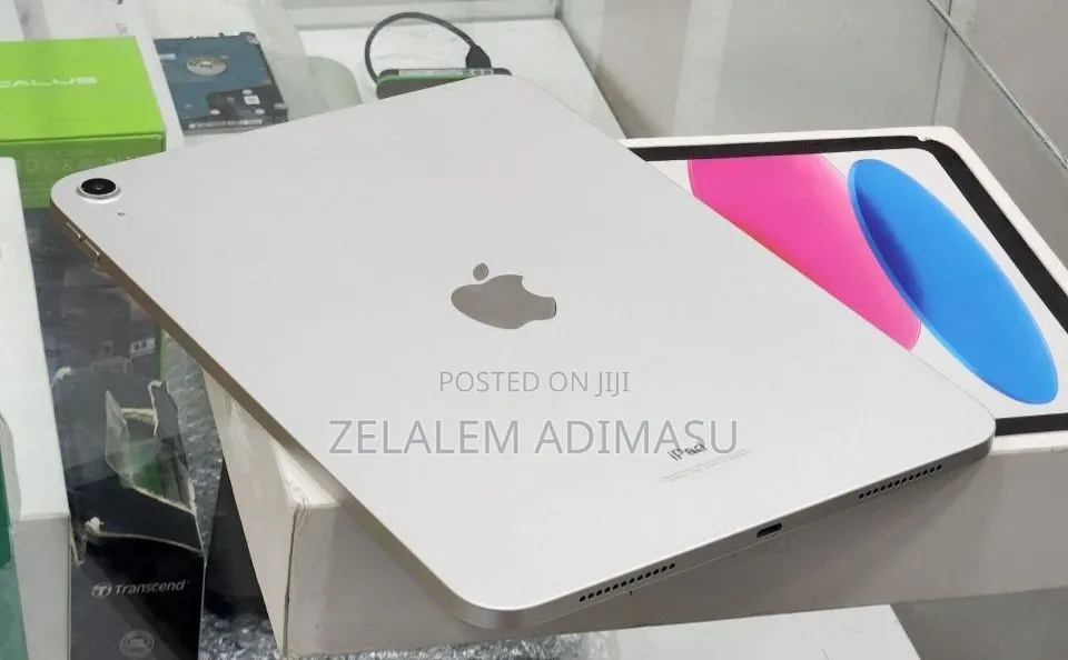 New Apple iPad Pro 2 12.9 4 GB Silver