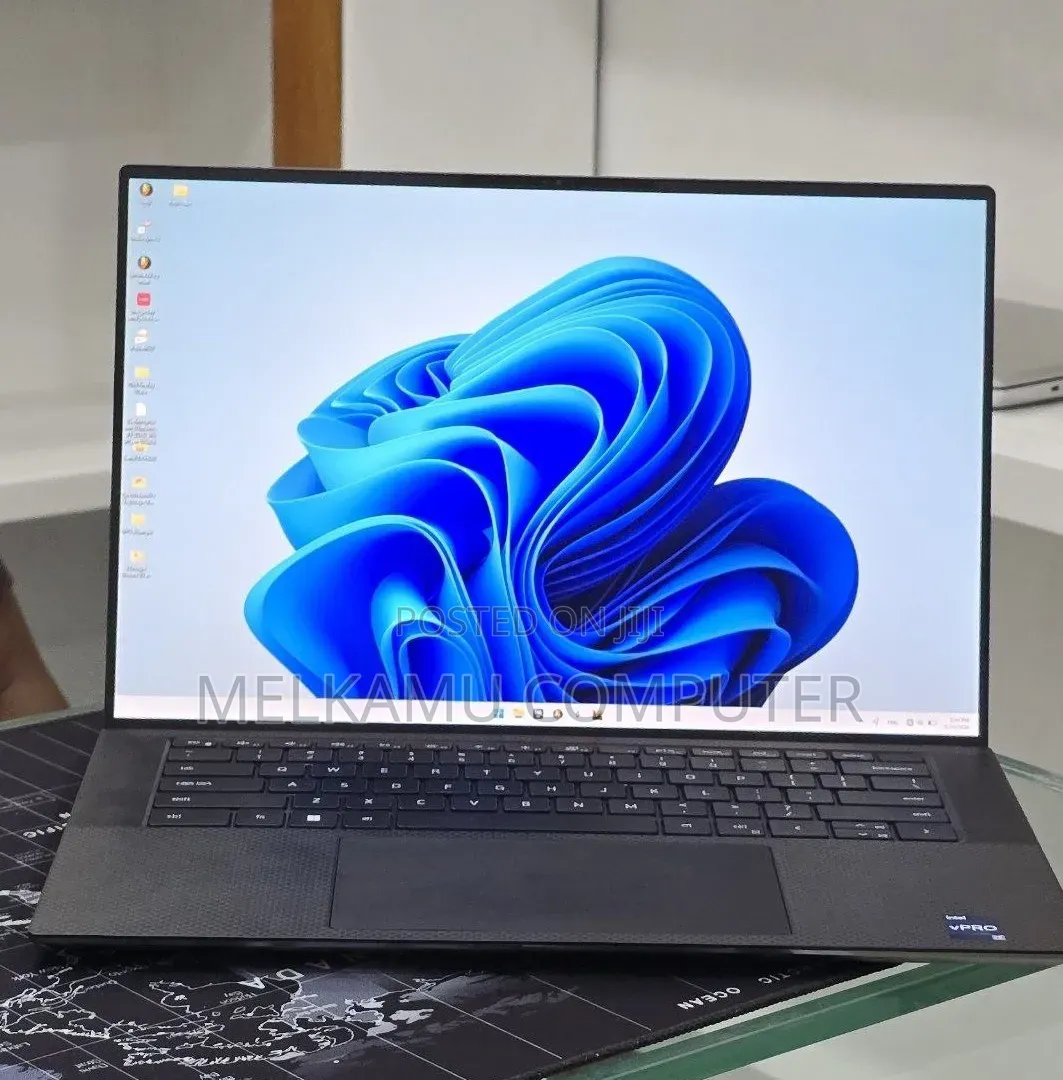 New Laptop Dell Inspiron 15 16GB Intel Core i7 SSD 1T