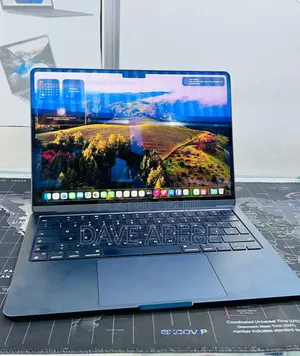 New Laptop Apple MacBook Air 2022 M2 16GB Apple M1 SSD 512GB