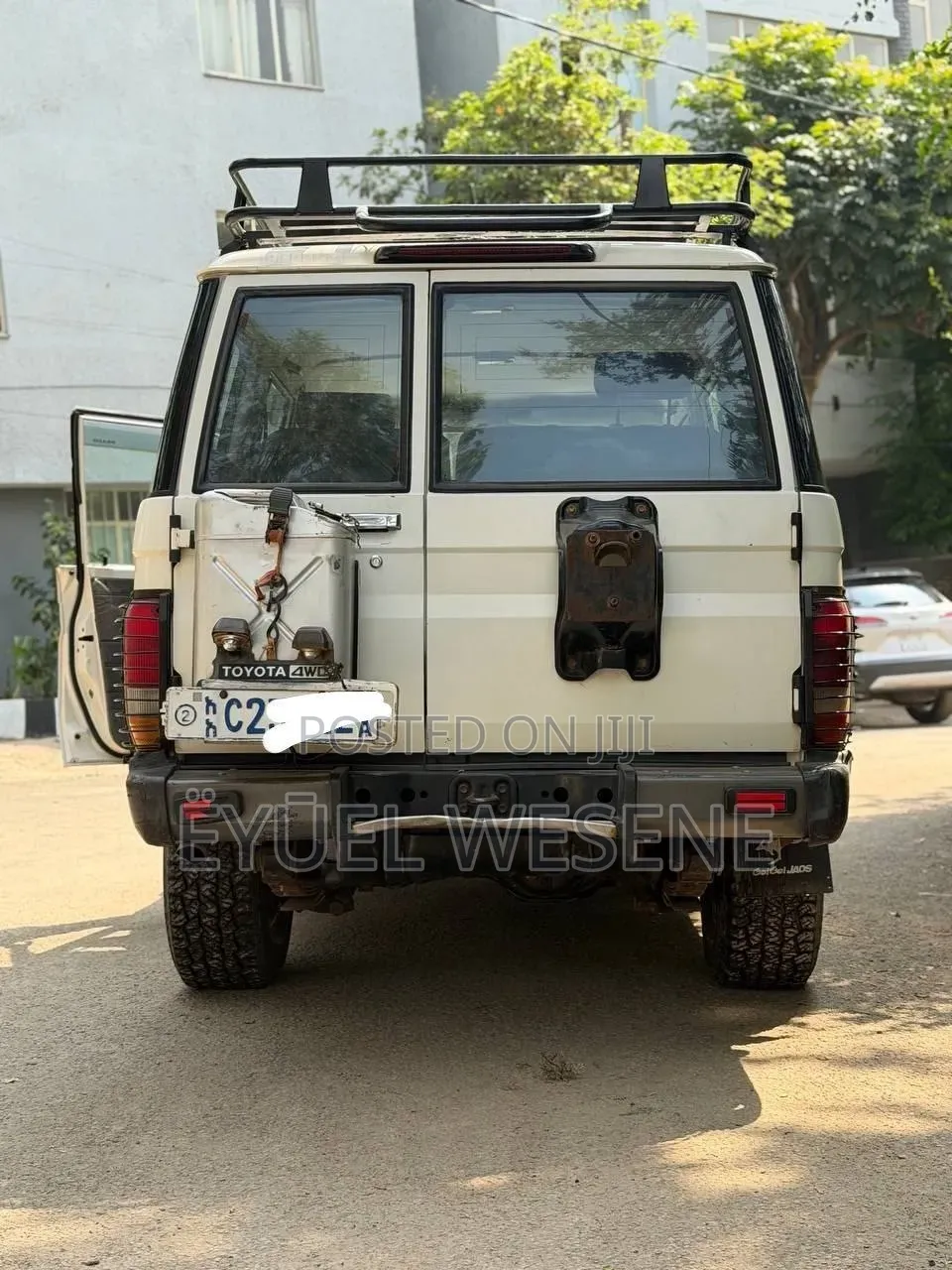 Toyota Land Cruiser 2014 White
