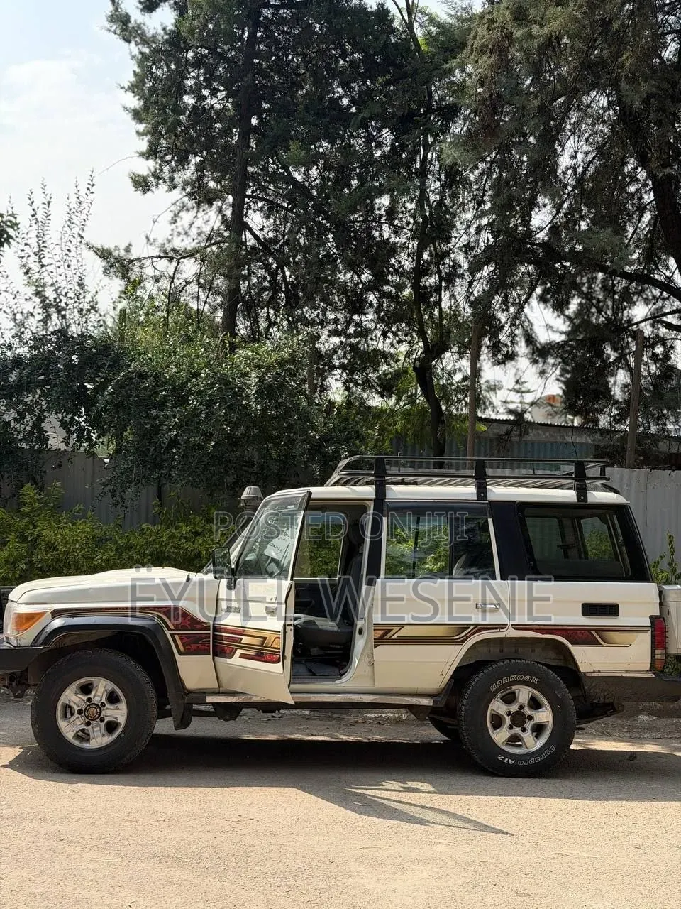 Toyota Land Cruiser 2014 White