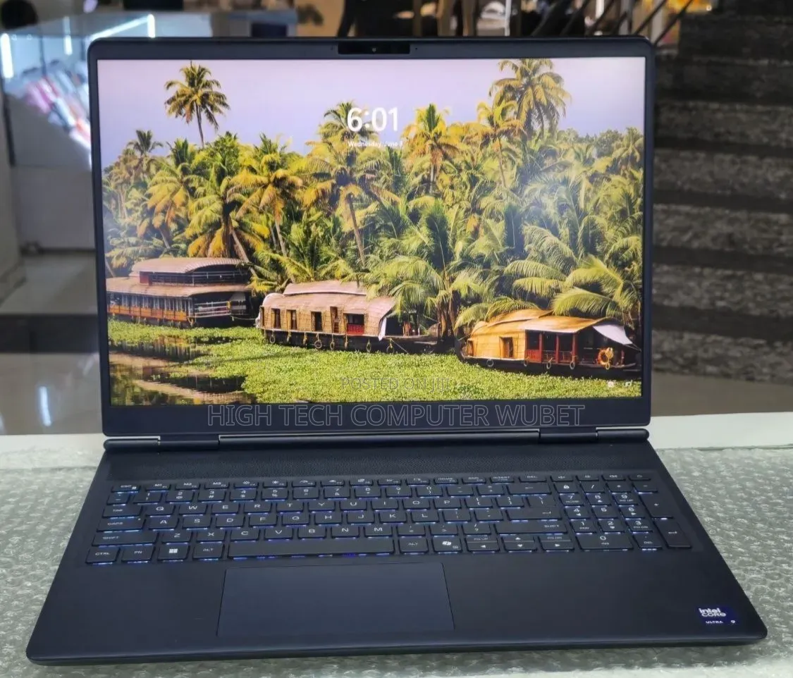 New Laptop Dell XPS 15 16GB Intel Core i7 SSD 512GB