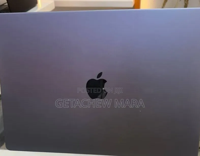 New Laptop Apple MacBook Pro 2021 M1 32GB Apple M1 Pro SSD 512GB