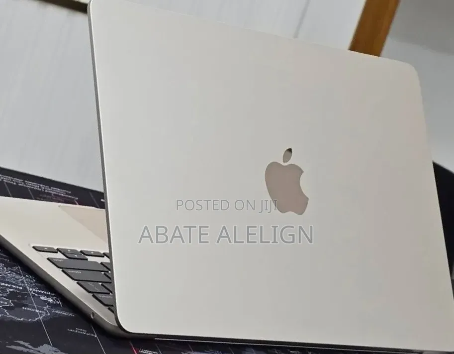 New Laptop Apple MacBook Air 2022 M2 16GB Apple M2 SSD 256GB