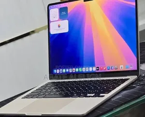New Laptop Apple MacBook Air 2022 M2 16GB Apple M2 SSD 256GB