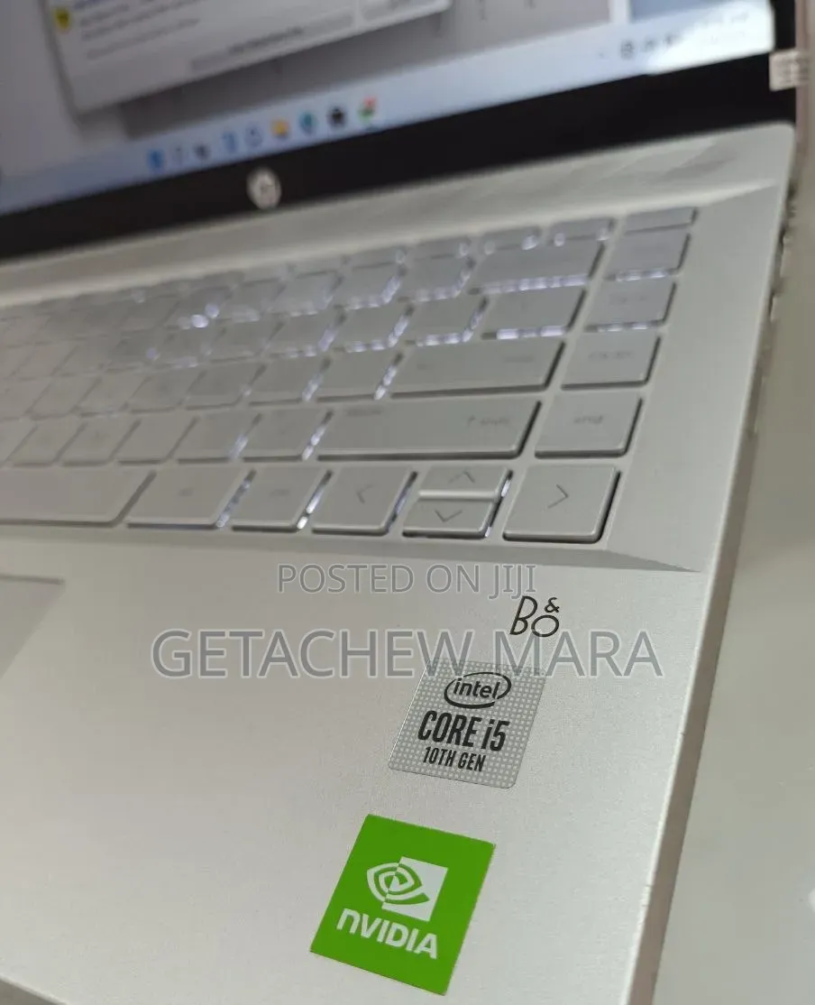 New Laptop HP Pavilion 15 8GB Intel Core i5 SSD 512GB