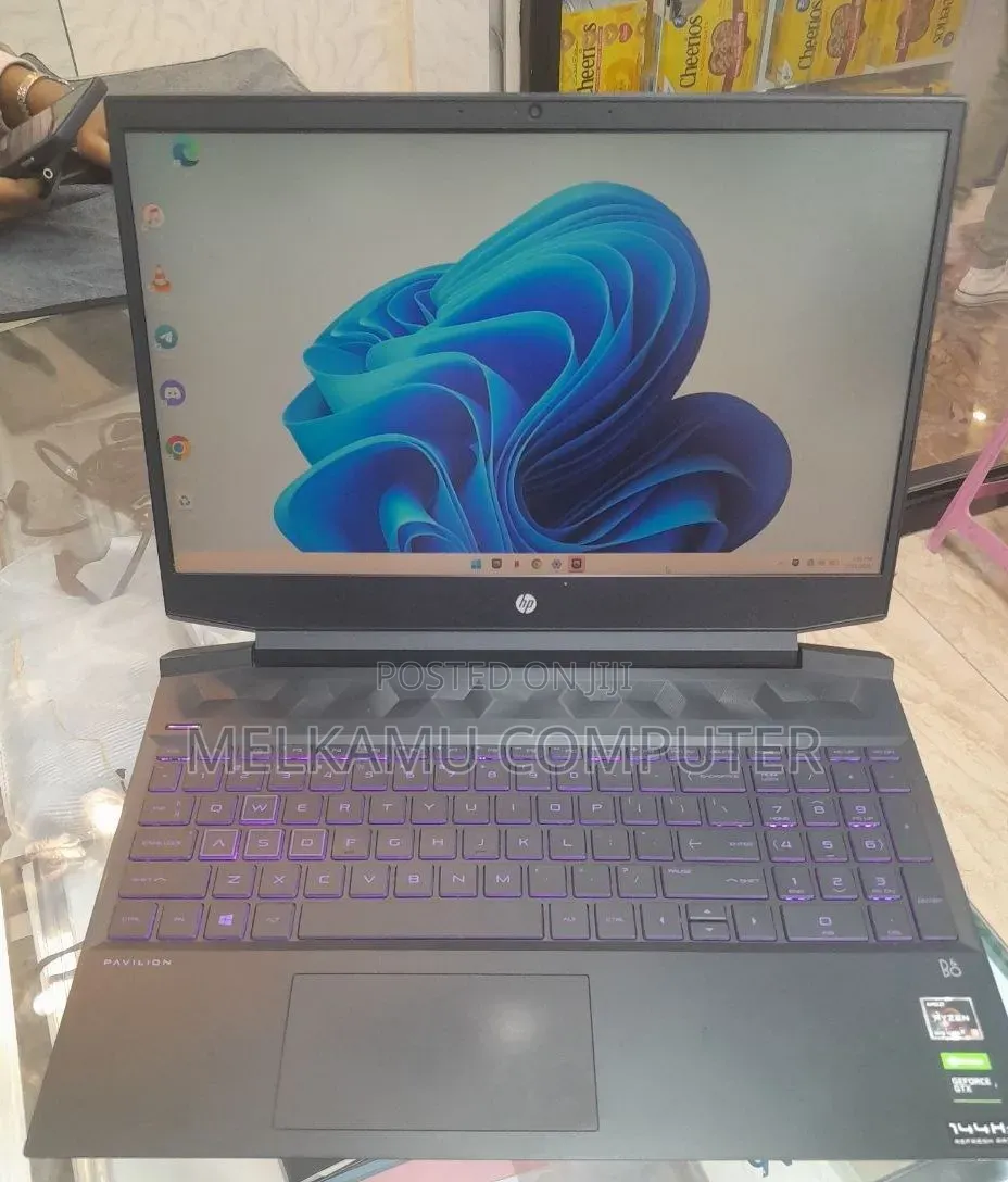 New Laptop HP Pavilion 15 16GB AMD Ryzen 5 SSD 512GB
