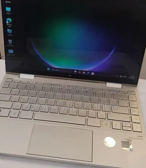 New Laptop HP Envy x360 8GB Intel Core i7 SSD 512GB