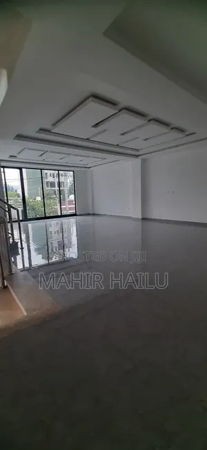 6bdrm House in Real, Bole for rent
