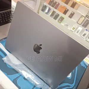 New Laptop Apple MacBook Pro 2021 M1 16GB Apple M1 SSD 512GB