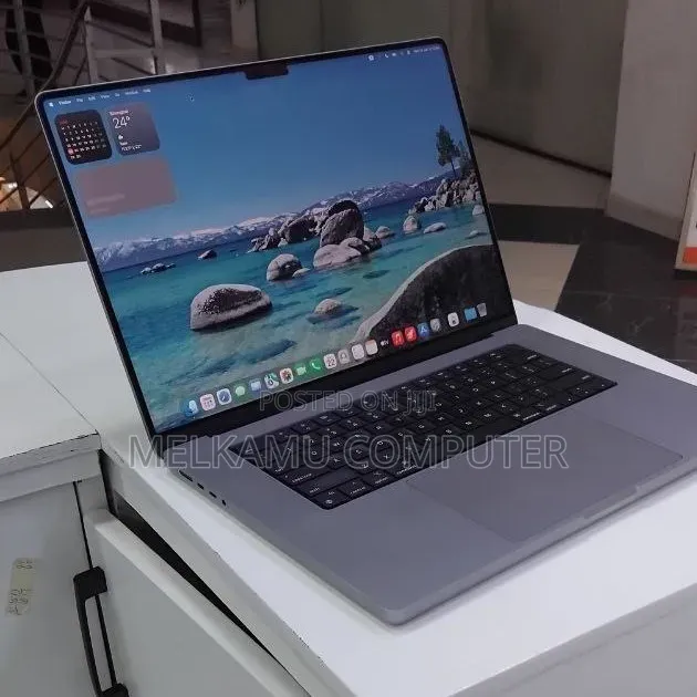 New Laptop Apple MacBook Pro 2021 M1 32GB Apple M1 Pro SSD 1T