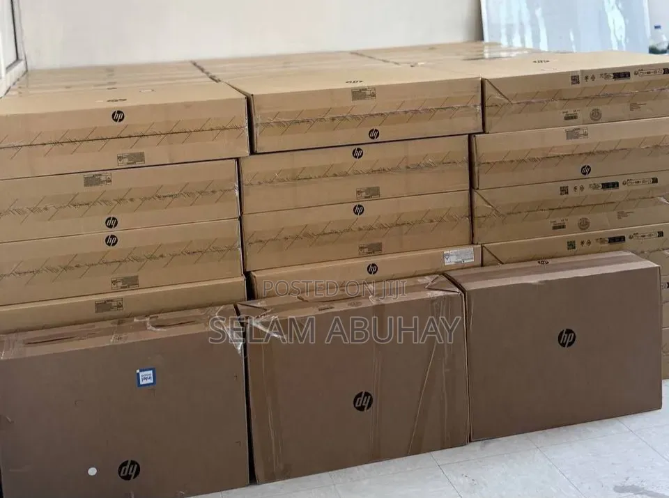 New Laptop HP 15-f272wm 16GB Intel Core i7 SSD 512GB