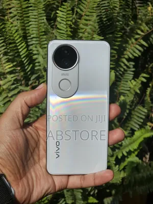 New Vivo S20 Pro 256 GB White
