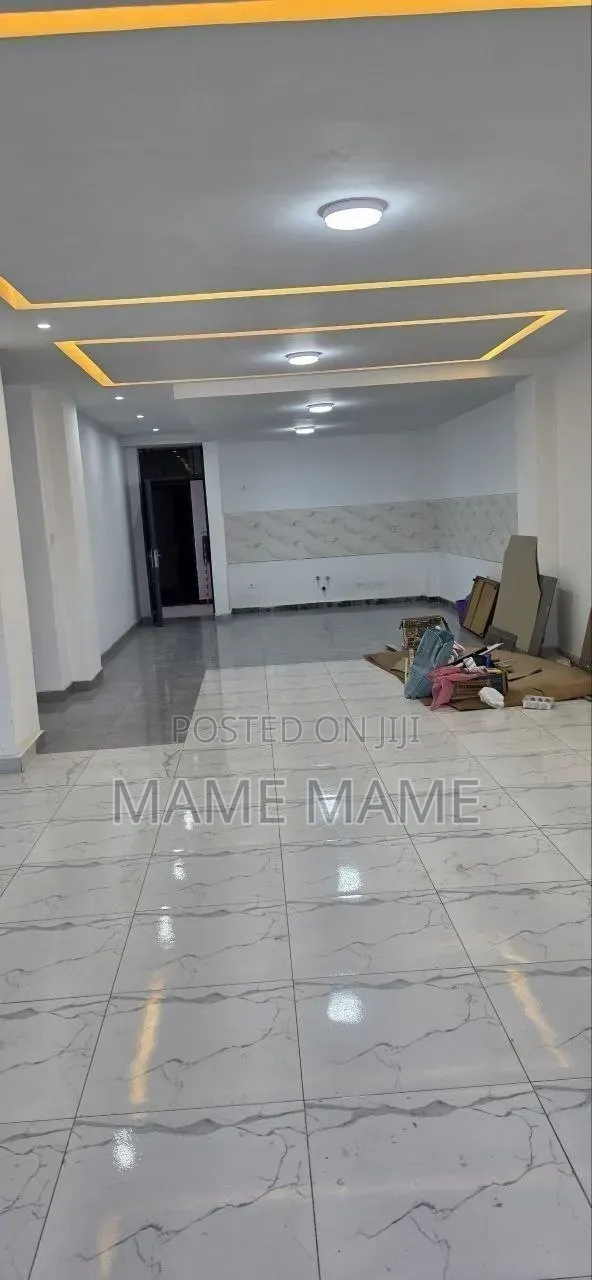 5bdrm House in Addis Abeba, Bole for sale