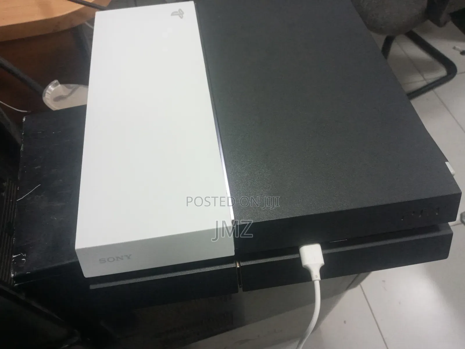 Ps4 Slim Update Version 2 Joysticks With Fair Prce