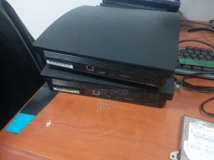 Ps3 With Games 2 Joysticks