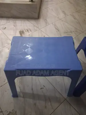 Rectangular Plastic አራት ማዕዘን የፕላስቲክ ጠረጴዛ