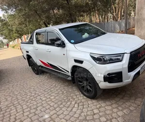 Toyota Hilux 2021