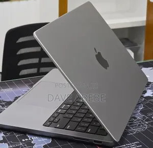 New Laptop Apple MacBook Pro 2023 M3 8GB Apple M3 SSD 512GB