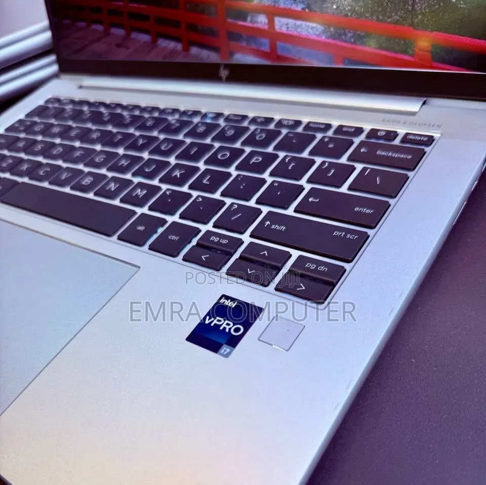New Laptop HP EliteBook 840 8GB Intel Core i7 SSD 1T